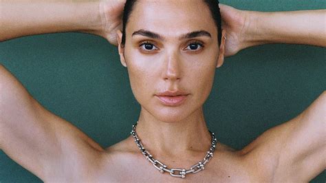 gal gadot tits|Why I dont care about Gal Gadot being Wonder Woman anymore